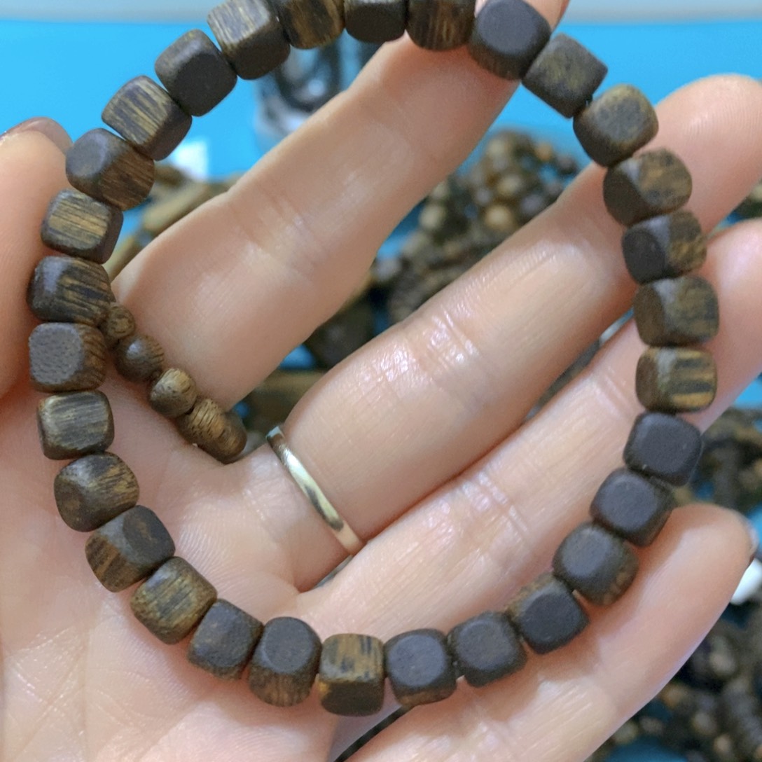 沉香手串张勺子卡7-6克多样性发货一条