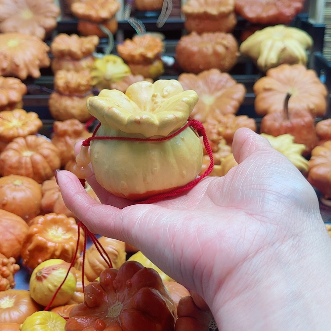 是***吖大叶紫檀（黑酸枝木类）