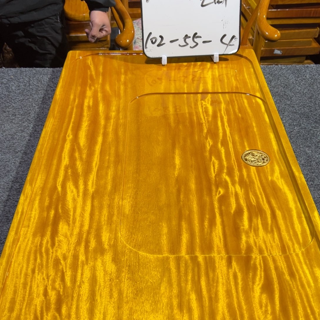 吴***忧缅甸大叶金丝楠实木茶盘