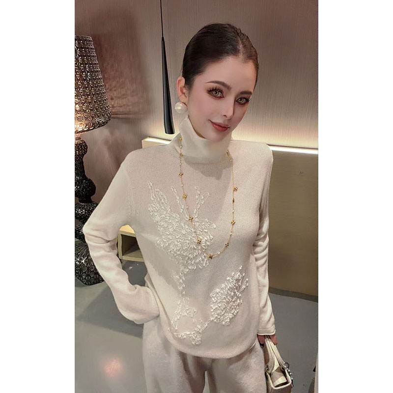 高领拼接立体花朵针织长袖上衣CS31487