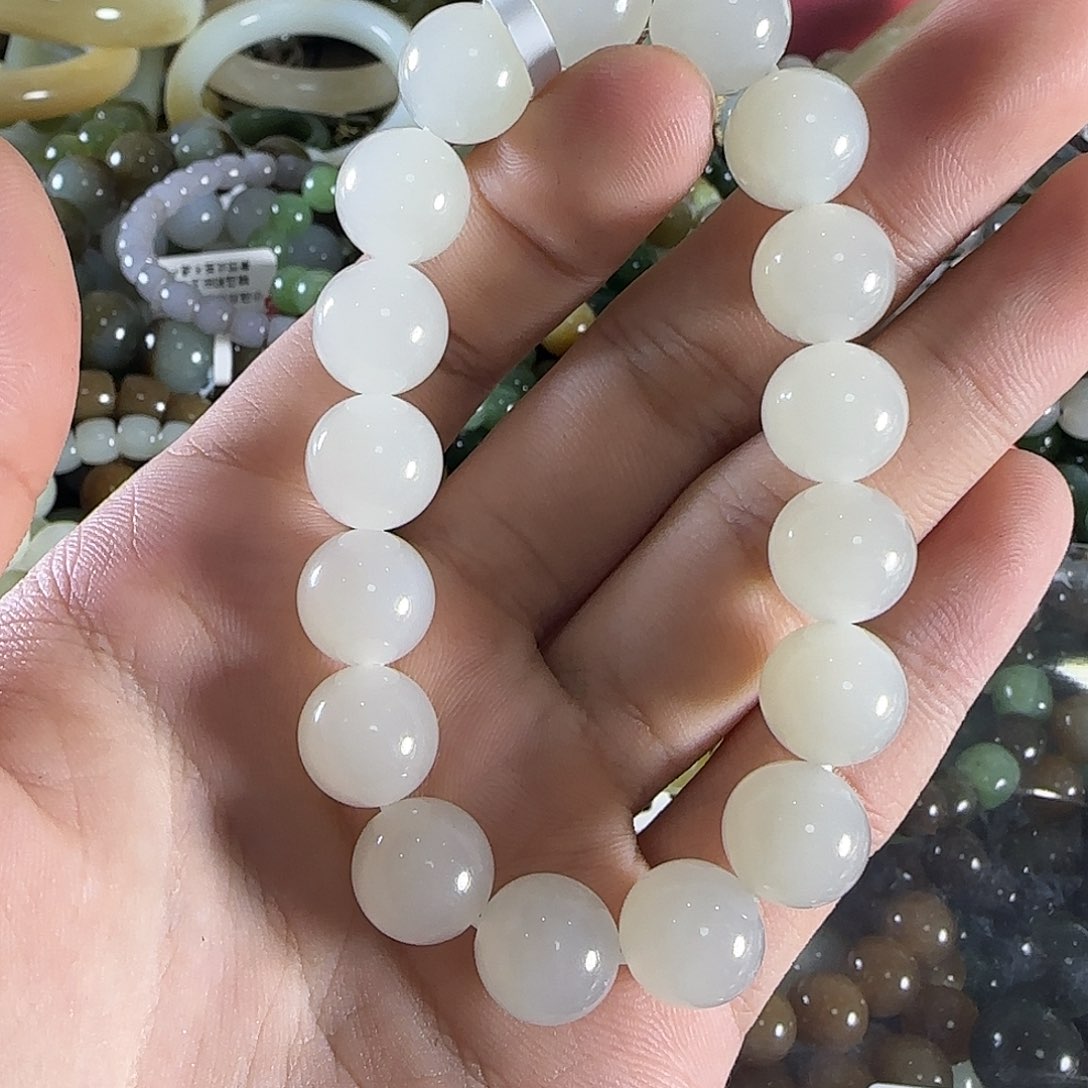 和田玉手链未镶嵌89