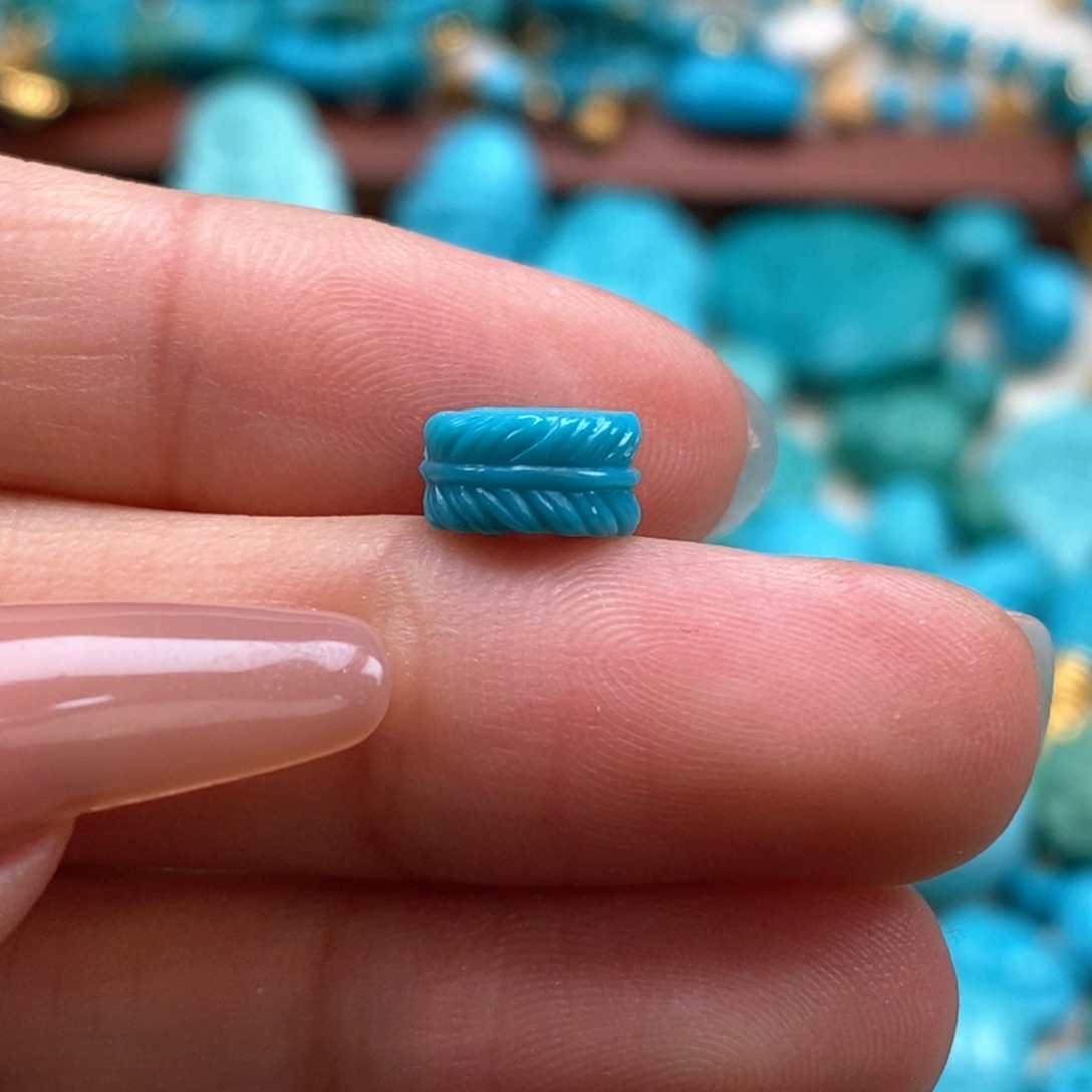 绿松石颈饰未镶嵌