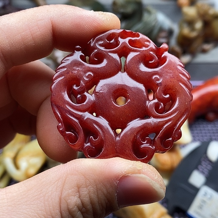 未镶嵌蛇纹石玉颈饰