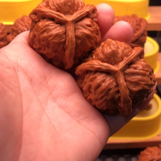 䨻***䨻文玩核桃吊坠核桃