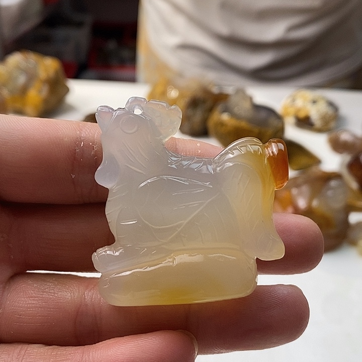 未镶嵌颈饰玛瑙/玉髓