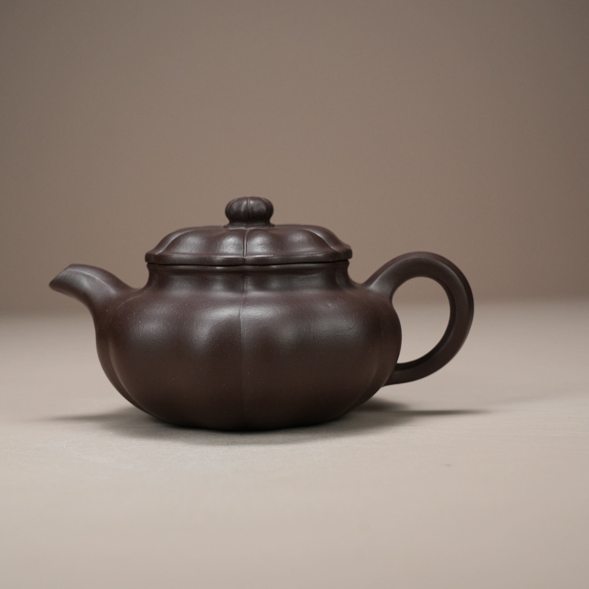 A1120502 菱花仿古壶 紫砂壶 紫泥 10