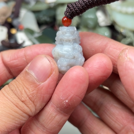 和田玉吊坠未镶嵌