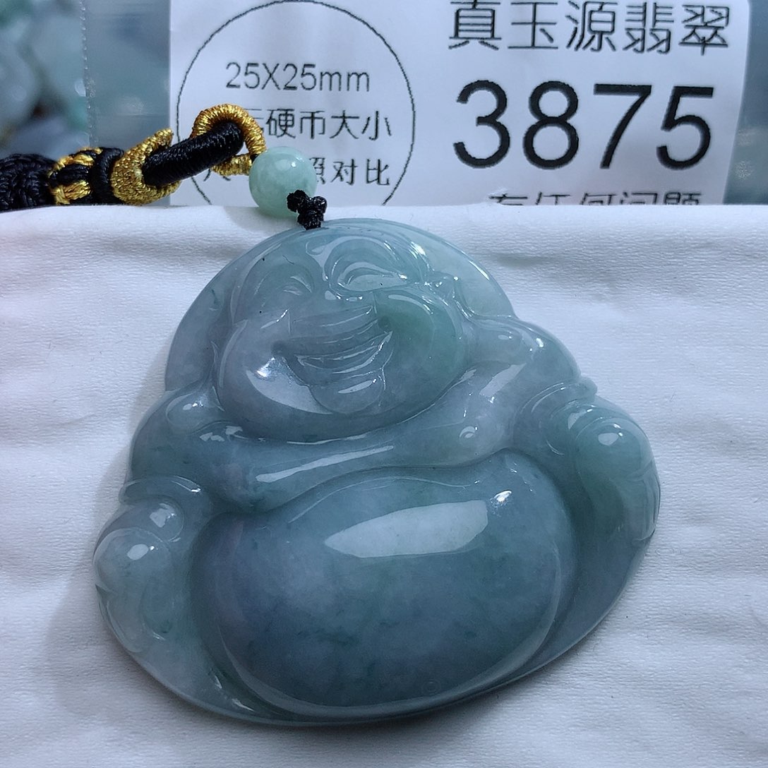 翡翠颈饰未镶嵌3875。