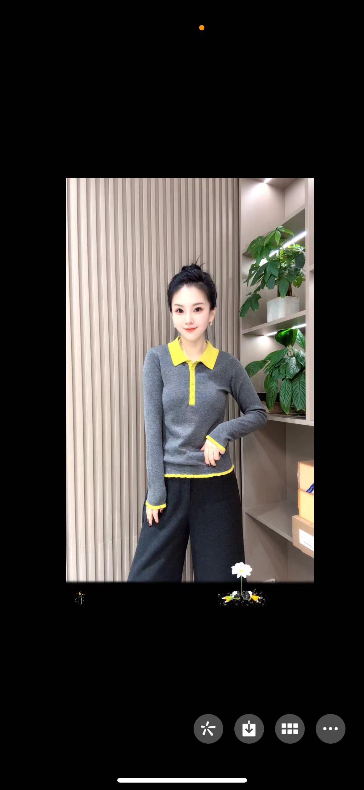 彩色翻领针织衫--