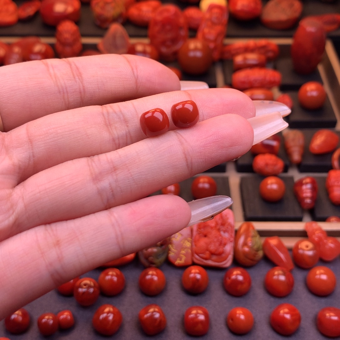 南红玛瑙未镶嵌川料原矿老型对珠8mm