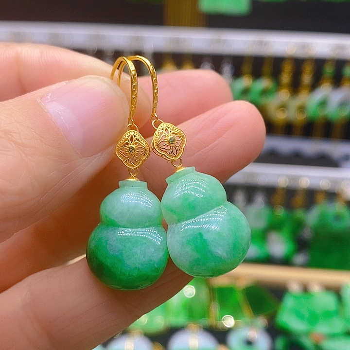 翡翠耳饰18K金镶嵌耳坠