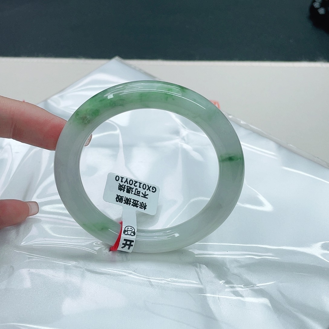 翡翠手镯未镶嵌圆54