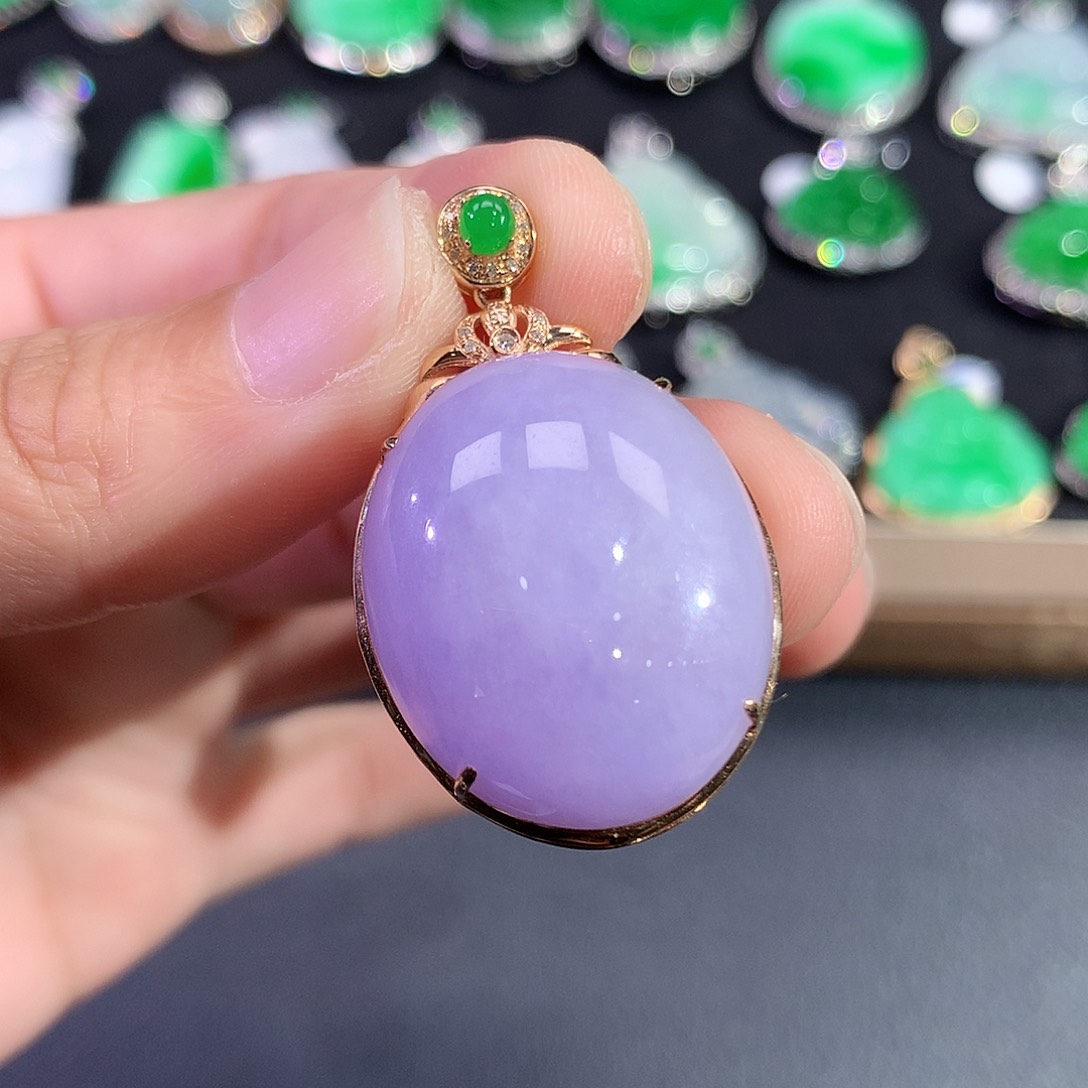 翡翠18K金镶嵌吊坠(赠链)