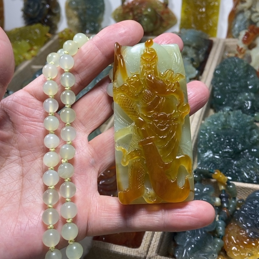 【闪购商品】未镶嵌蛇纹石玉颈饰子*?