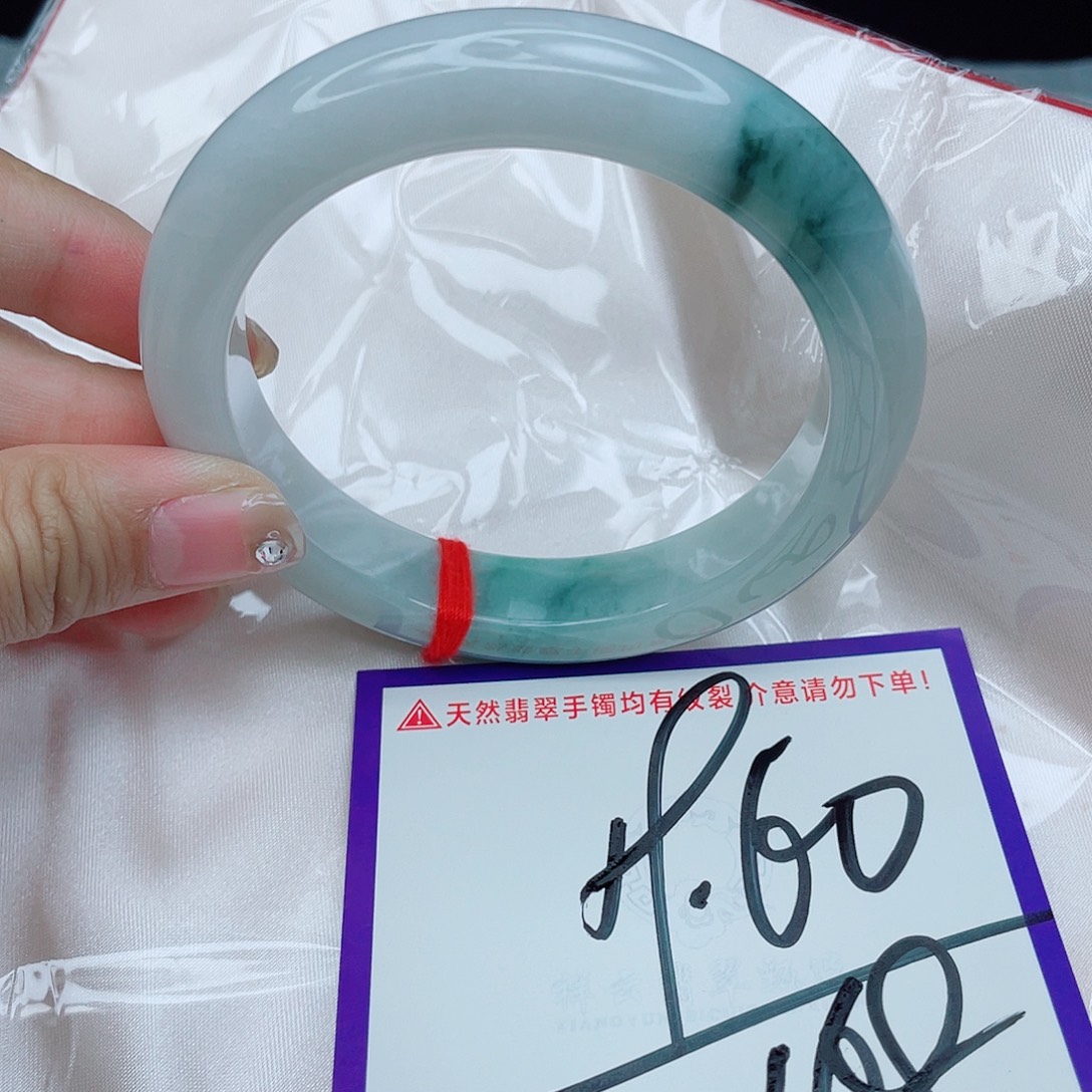 翡翠未镶嵌手镯翡翠