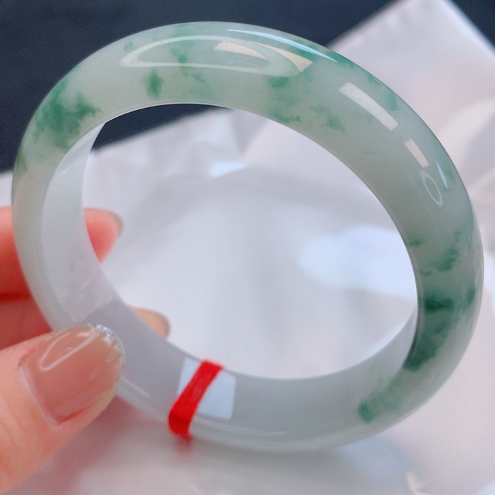 未镶嵌手镯翡翠58圈口