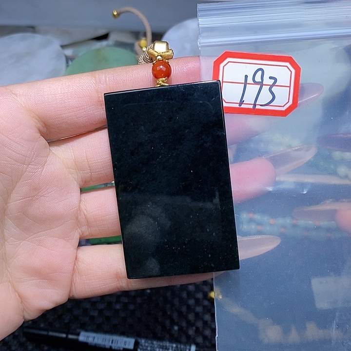 和田玉和田玉边角料随机发未镶嵌