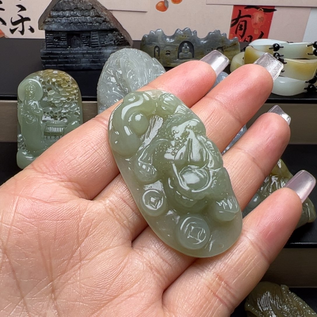 和田玉颈饰未镶嵌