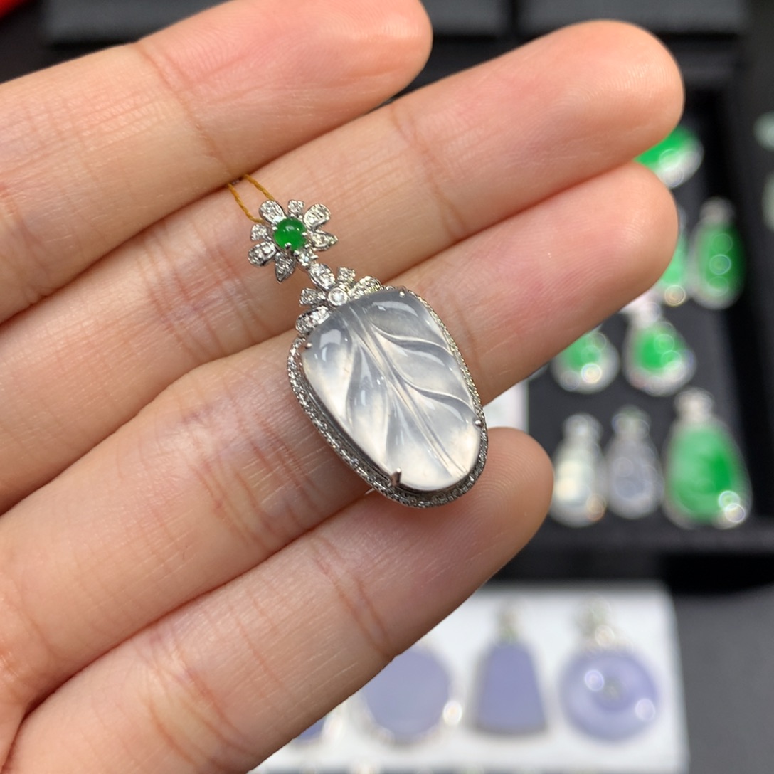 翡翠18K金镶嵌吊坠(不含链)