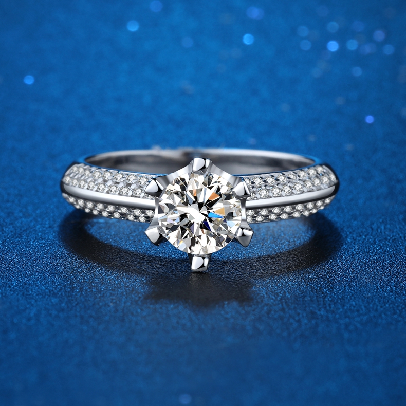 925银莫桑石戒指 一克拉半壁江山六爪钻戒  时尚百搭送闺蜜送对象