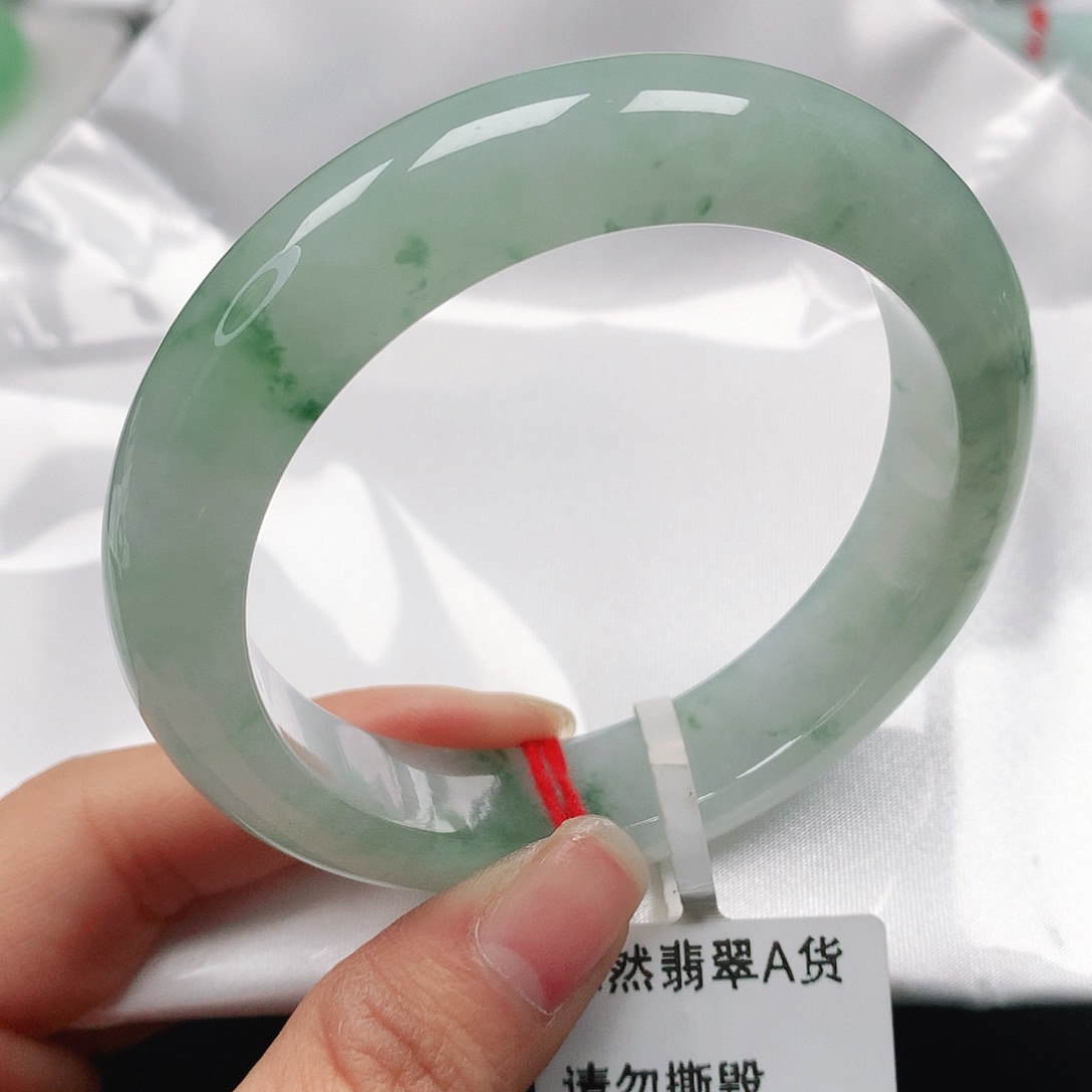 翡翠手镯未镶嵌天然翡翠手镯54