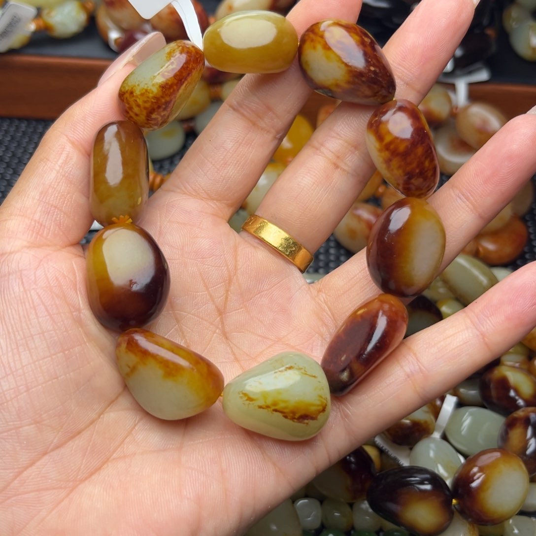 用***6手链未镶嵌和田玉（糖玉）