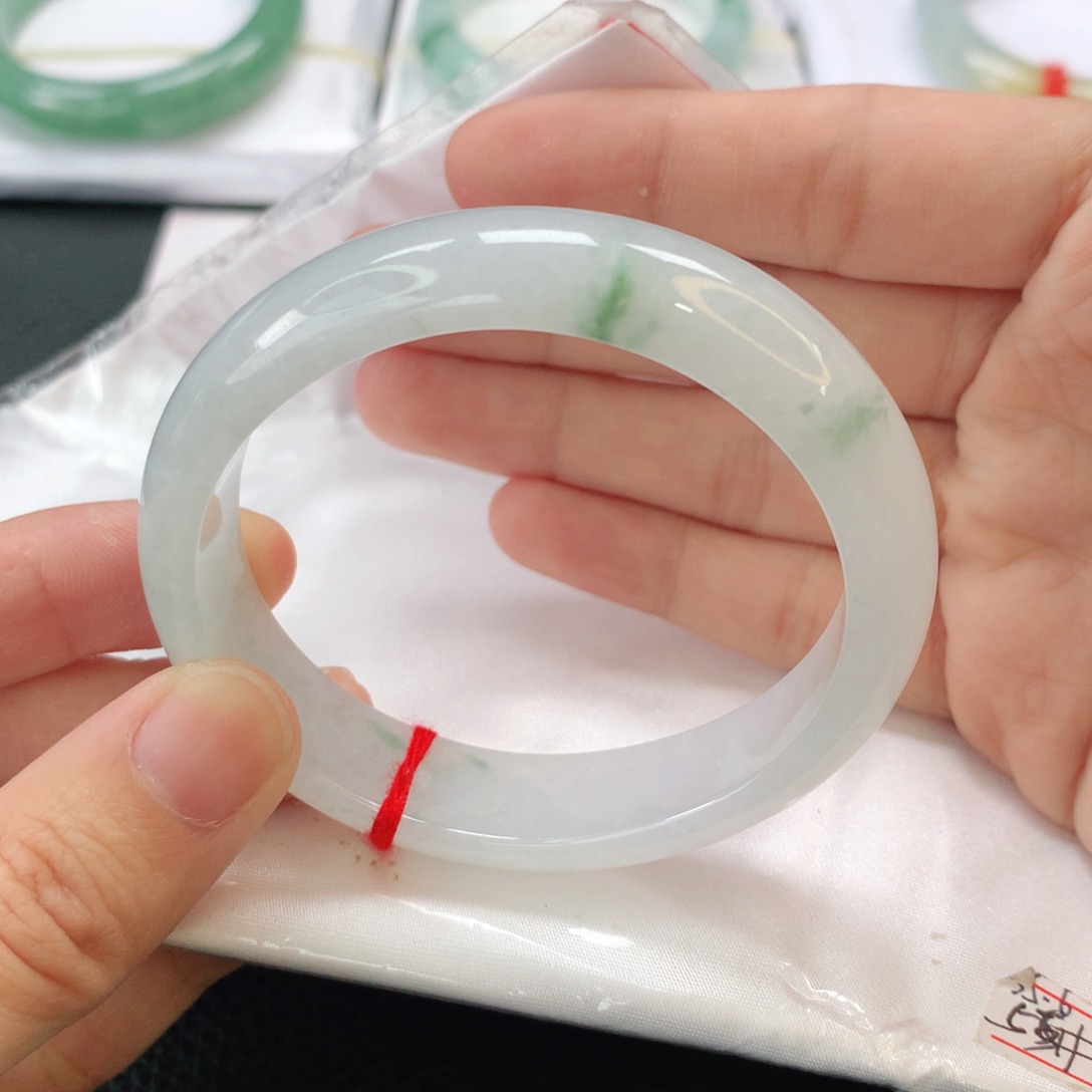 翡翠手镯未镶嵌贵妃55.8