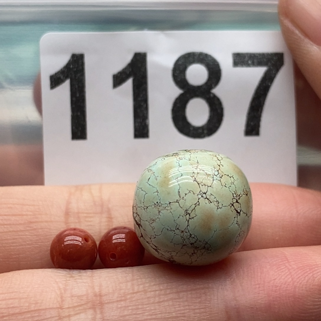 南红玛瑙颈饰未镶嵌