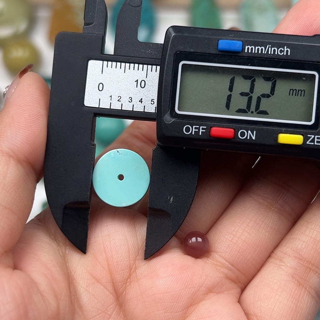 南红玛瑙未镶嵌珠宝奇石