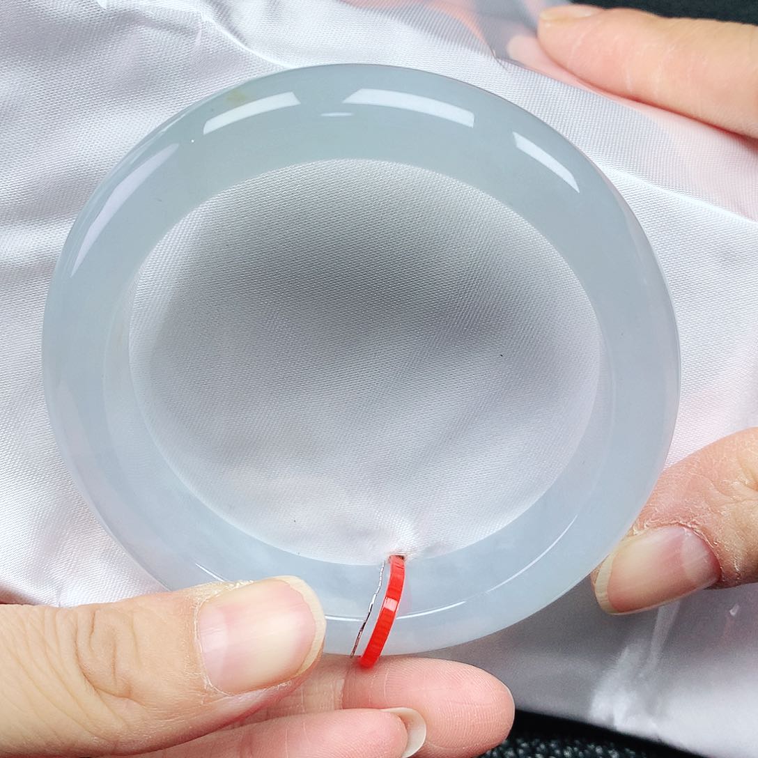 翡翠手镯未镶嵌57圈