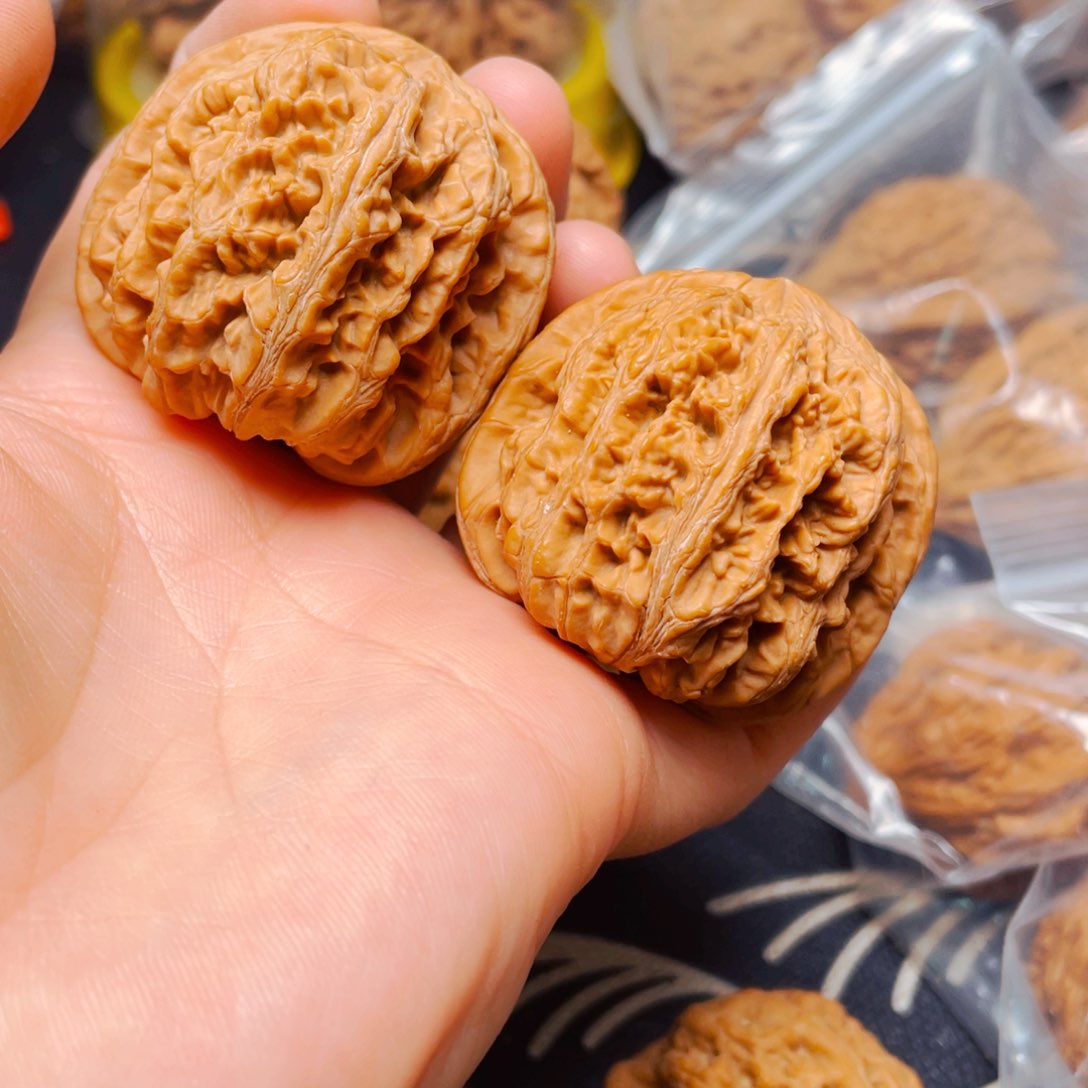 吊坠文玩核桃平谷粗筋