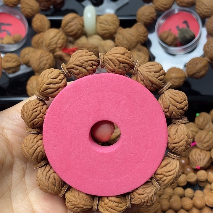 厚***@桃核手串豹子头手串16尺寸13颗无修