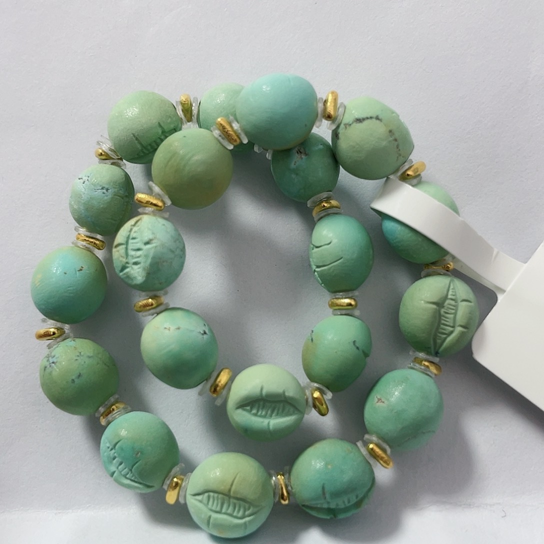 绿松石配饰未镶嵌