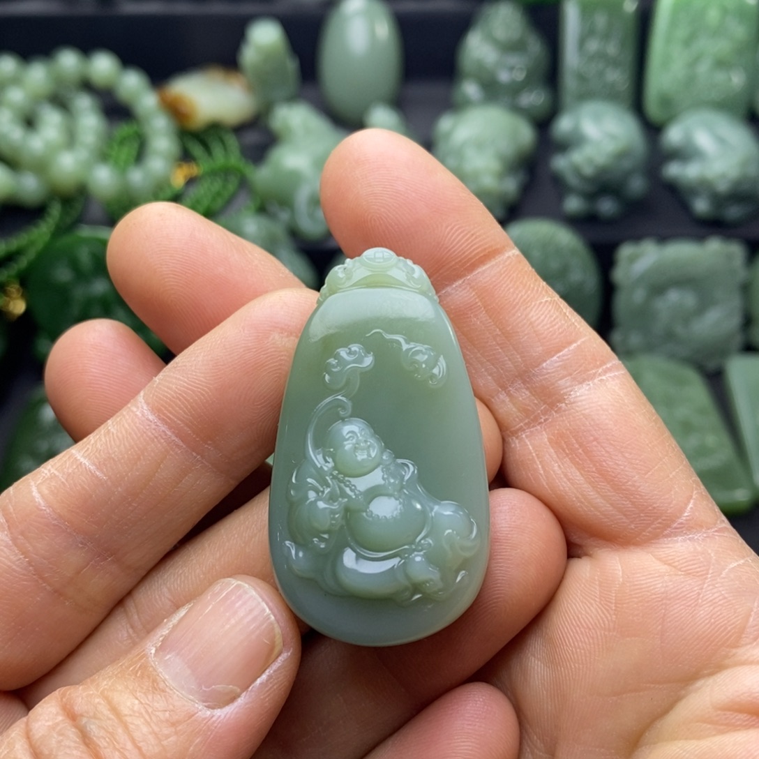 和田玉（碧玉）未镶嵌颈饰