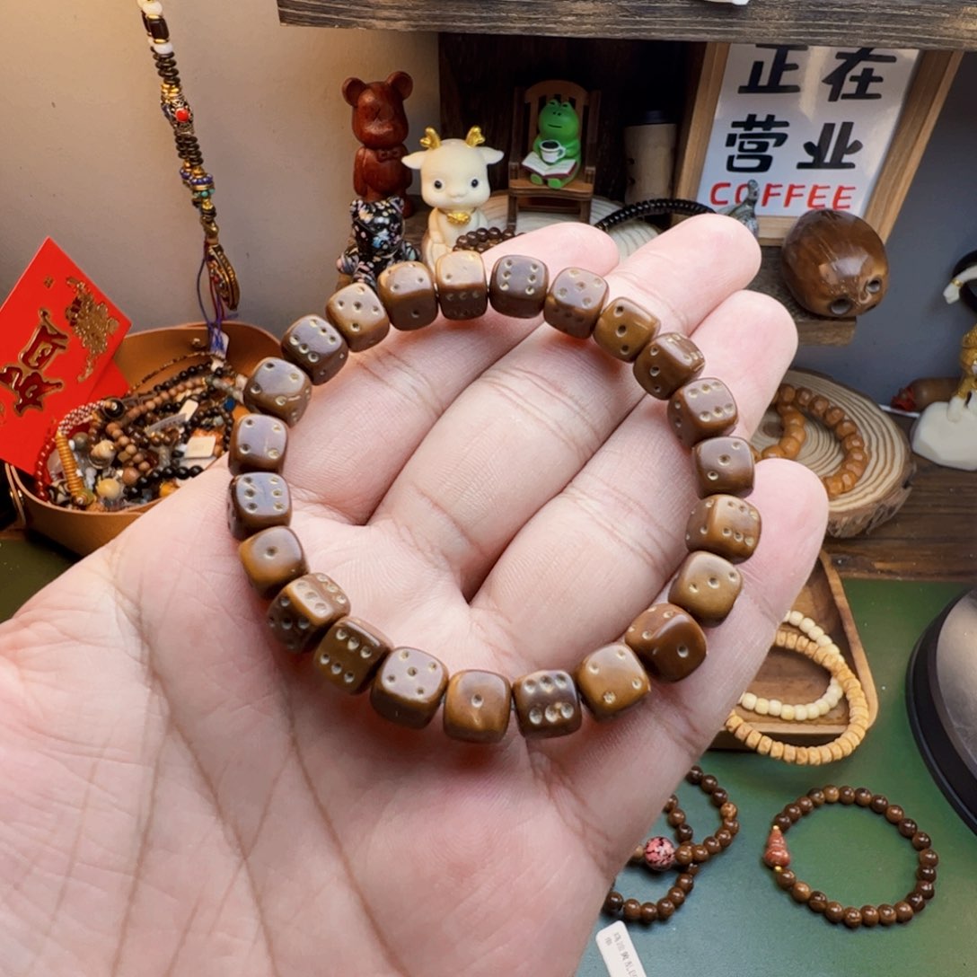 菩提根/象牙果手串