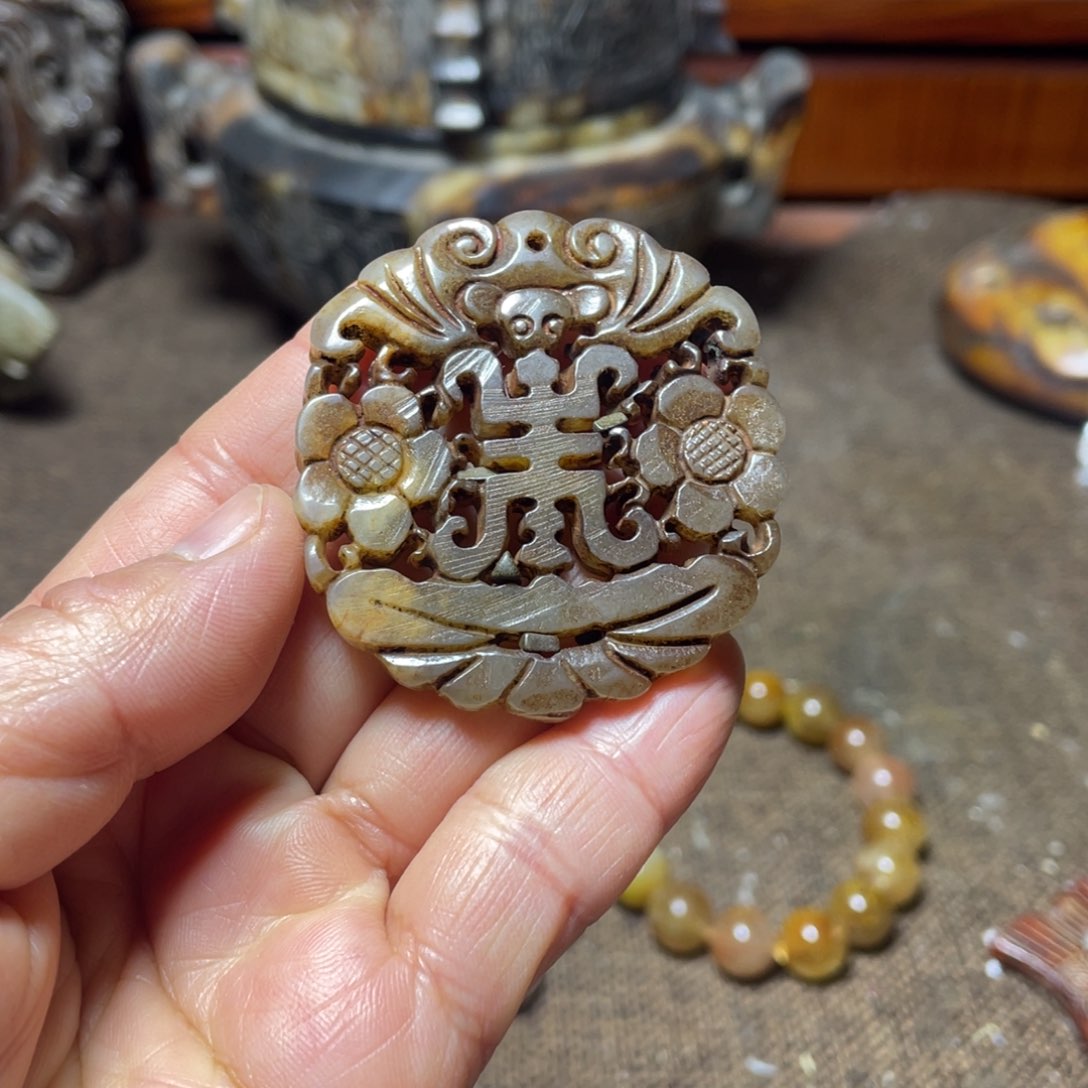 未镶嵌和田玉挂件