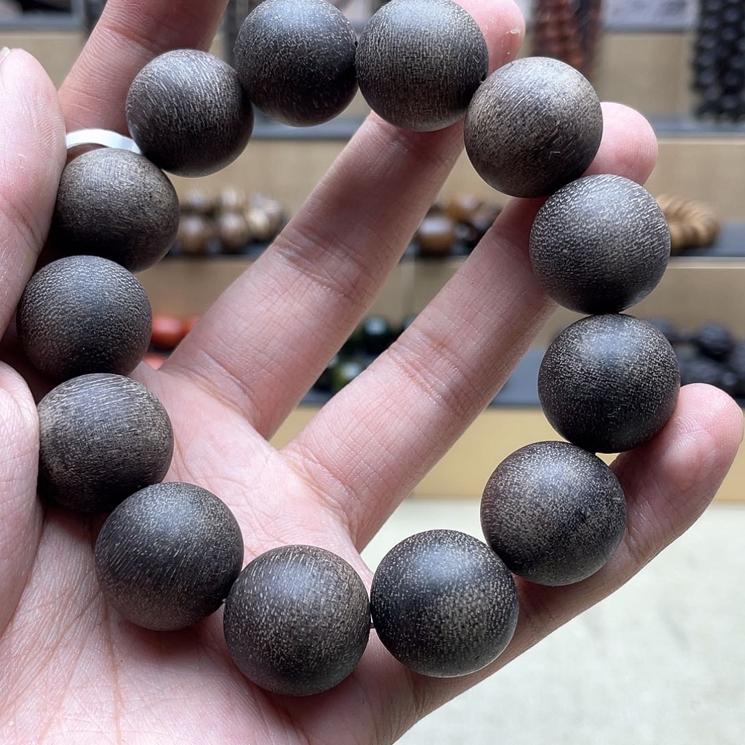 乌木类其他白奇手串3000