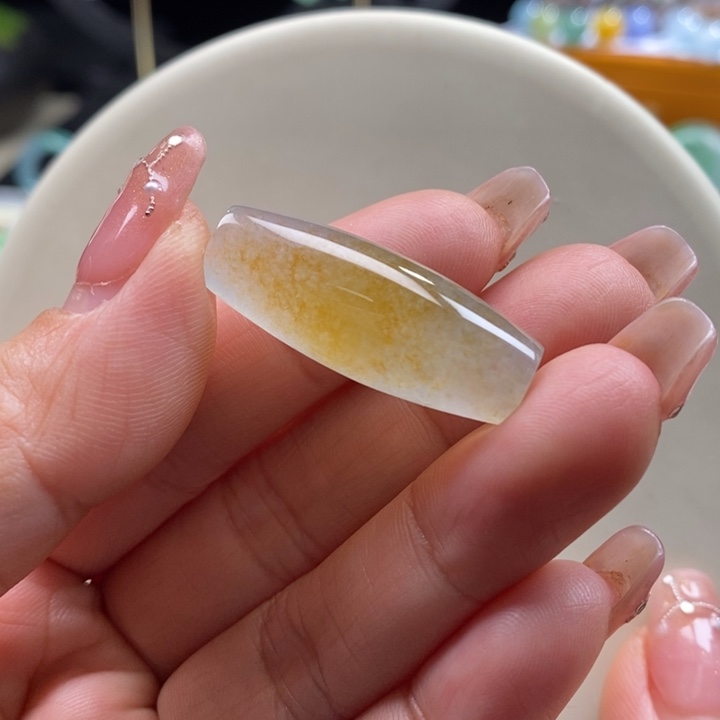 翡翠吊坠(不含链)未镶嵌翡翠冰飘黄橄榄珠