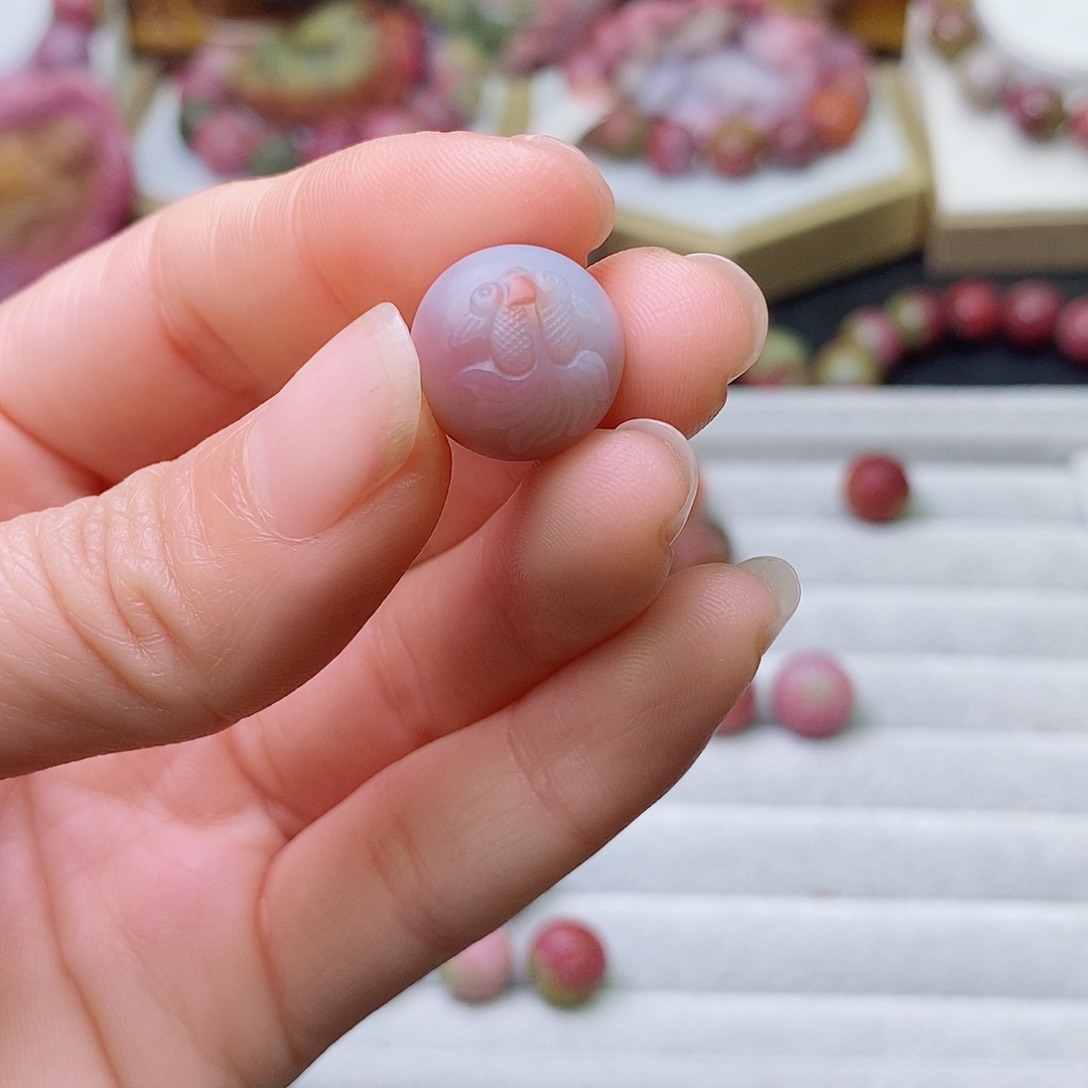 玛瑙/玉髓珠宝奇石未镶嵌清**翠盐源玛瑙定制