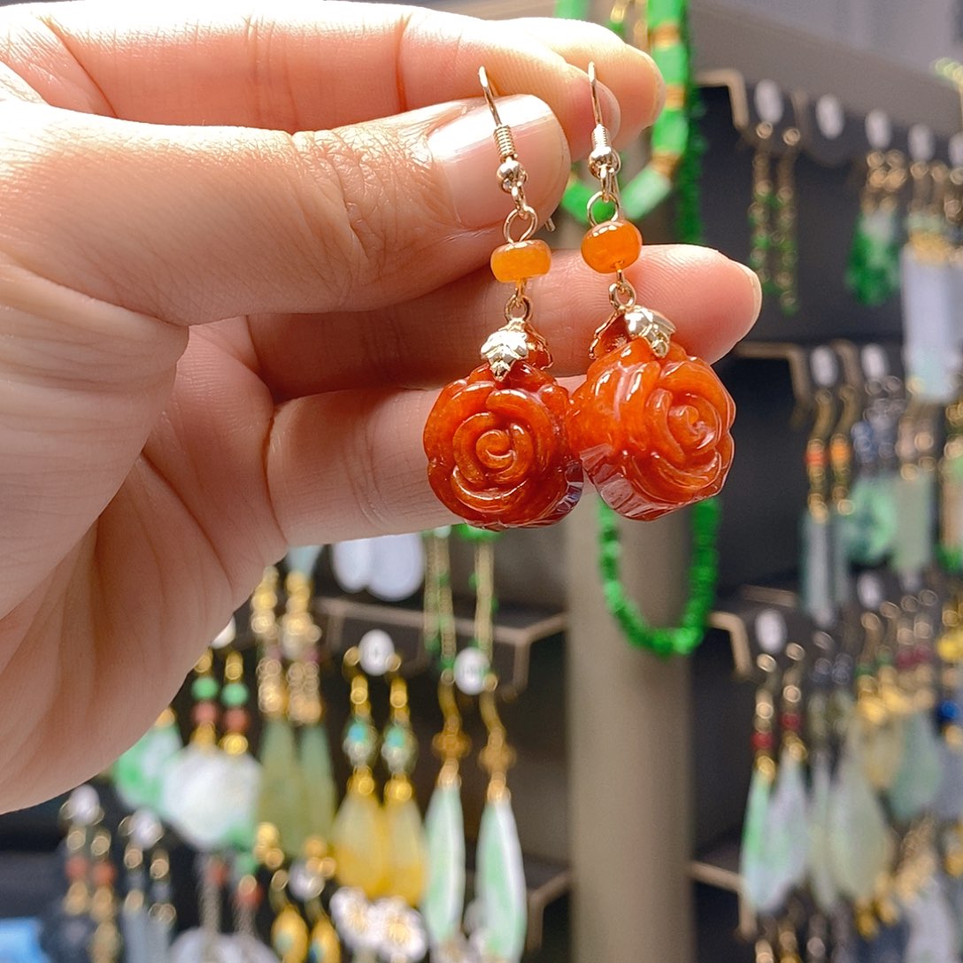 未镶嵌翡翠耳饰翡翠