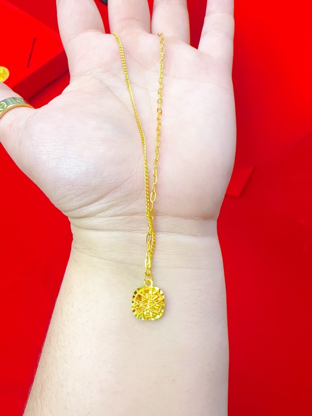 铜合金项链 铜合金项链   قاپلىما ئالتۇن زەنجىر تۆت بۇجەك 