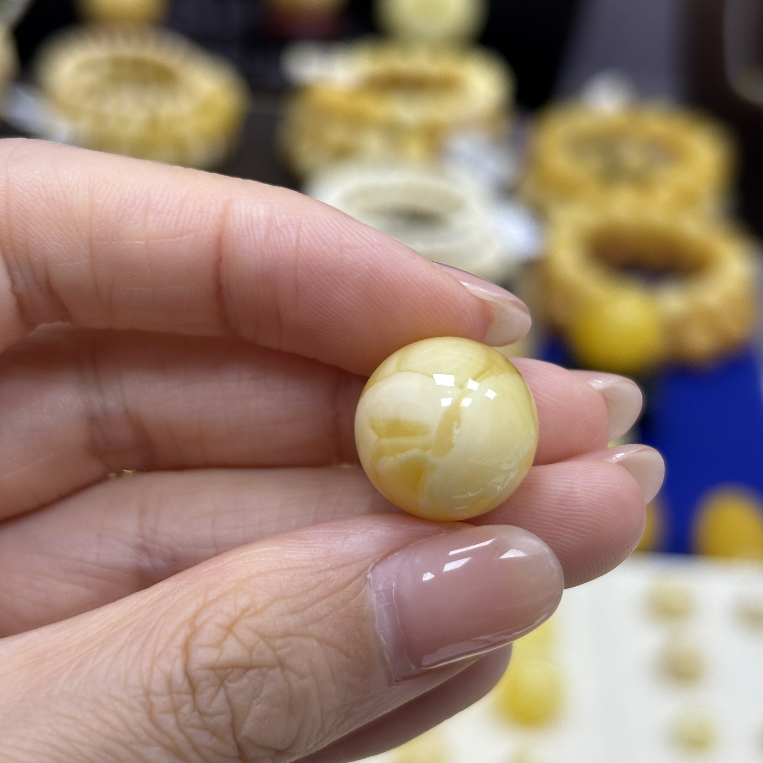 14.9mm 小妖珠宝天然原矿琥珀蜜蜡