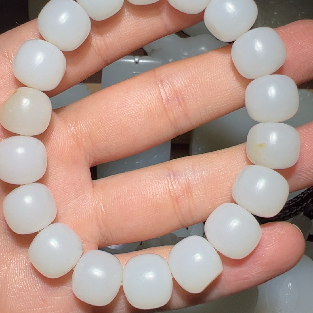 和田玉挂件未镶嵌拍**众