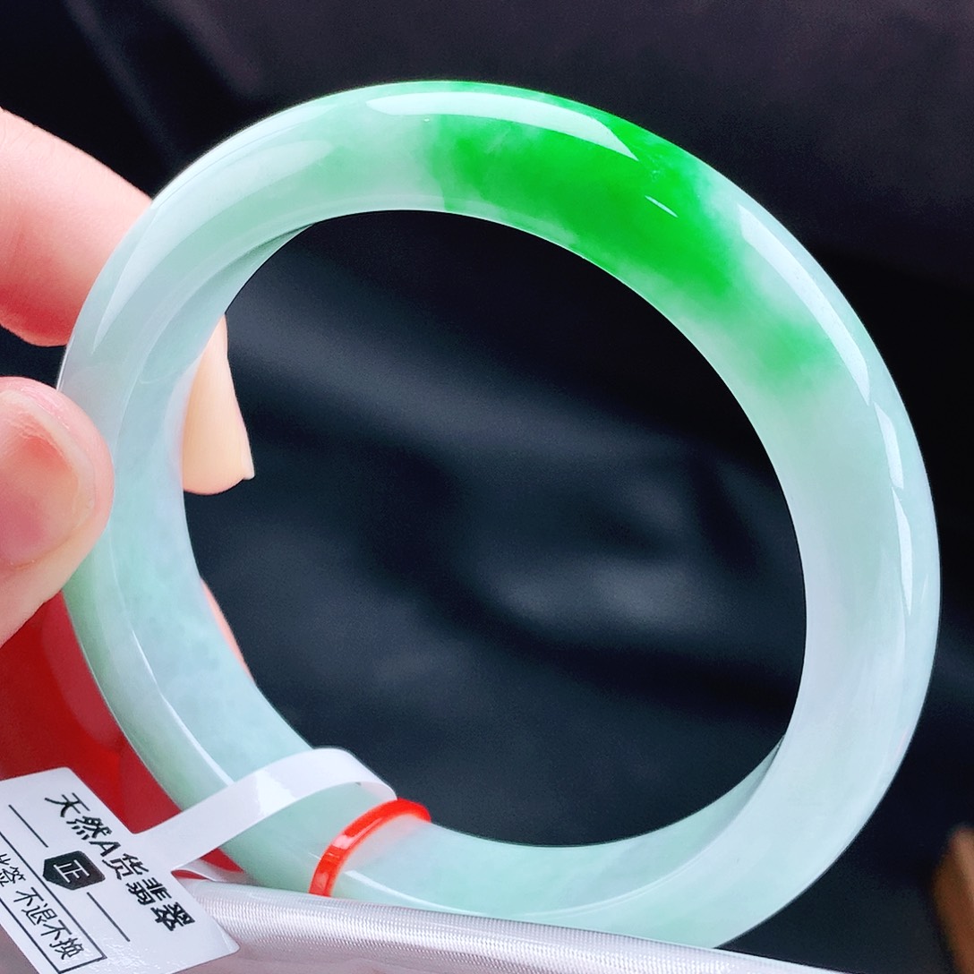 未镶嵌手镯翡翠58圈