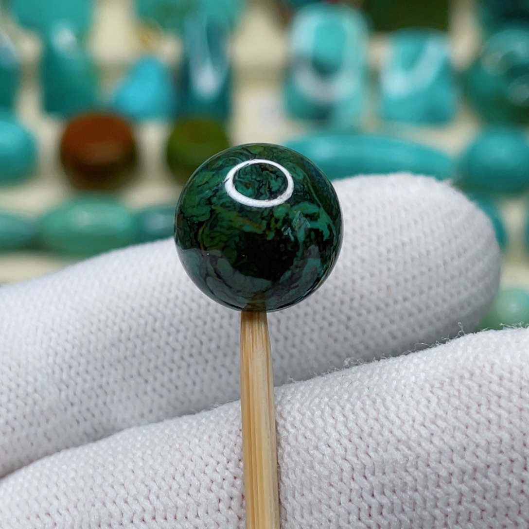 未镶嵌绿松石珠宝奇石