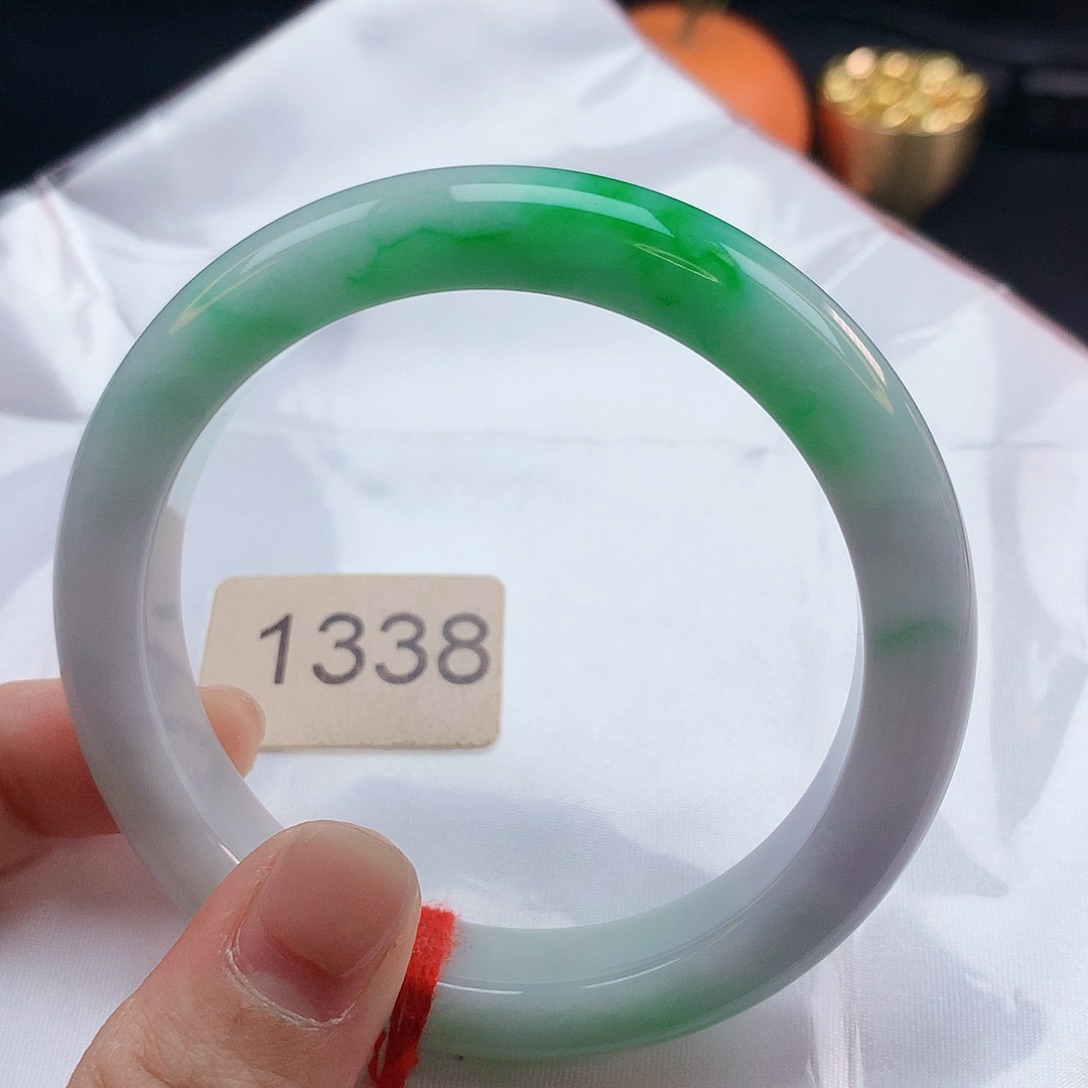 翡翠手镯未镶嵌56圈1338