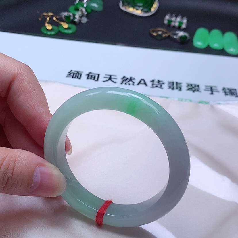 【闪购商品】未镶嵌手镯翡翠翡翠手镯52