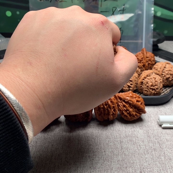 吊坠文玩核桃哈哈哈哈哈哈哈哈