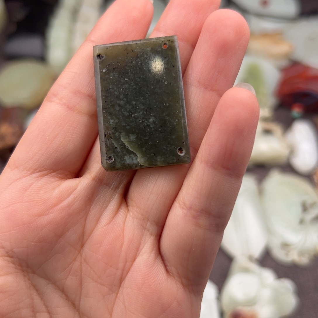 【闪购商品】和田玉明代和田玉衣片