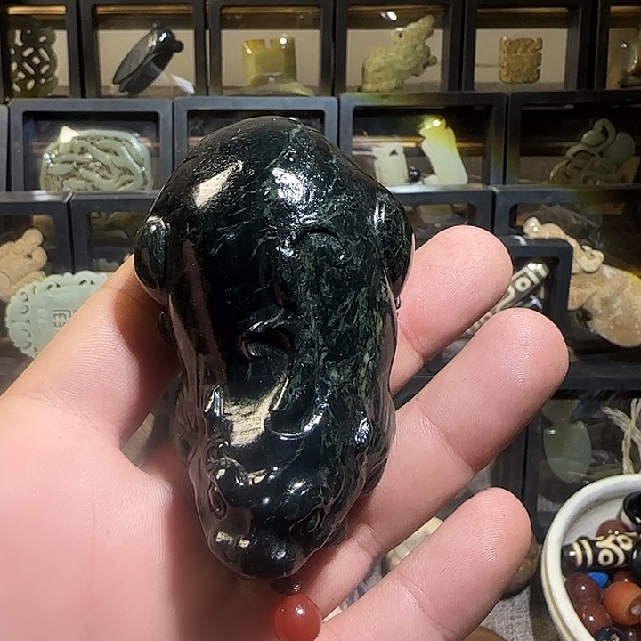 雨***潇和田玉（糖玉）未镶嵌颈饰工艺品手把件